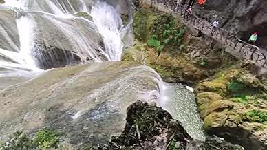 珍珠瀑布高山流水拍摄视频视频的预览图